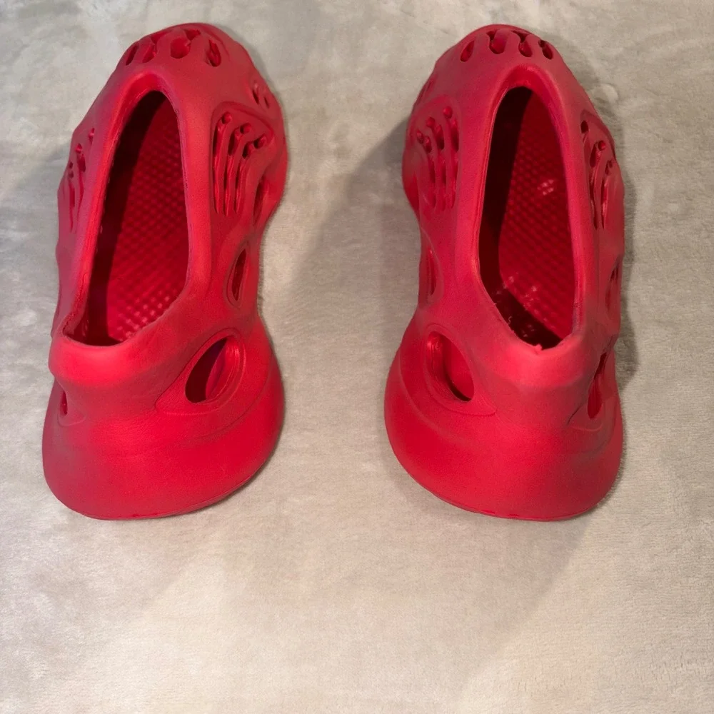 Adidas Yeezy Foam Runner Vermilion Red GW3355 Mens 7 Slip On Sneakers